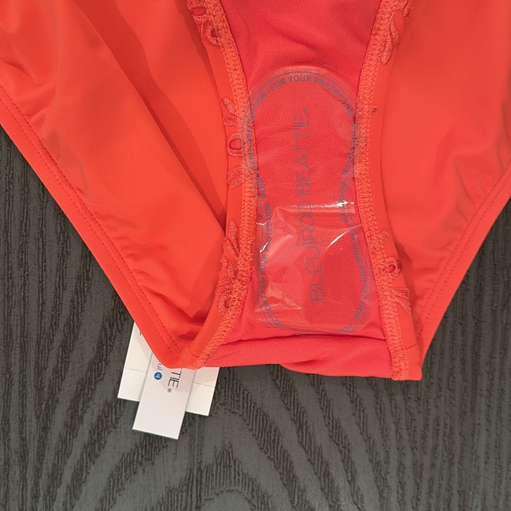 Bleu Rod Beattie Orange Eyelet Bikini Set -New 🌴🌴🌴 - Picture 11 of 11